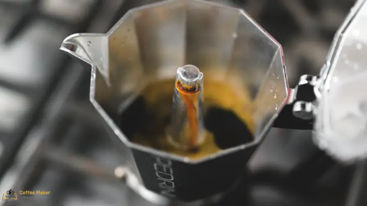 Coffee extraction in a Moka pot
